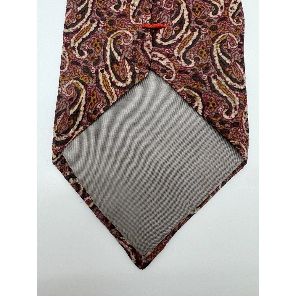 Giorgio Armani Cravatte Silk Tie Red Paisley Pattern Made in Italy Designer Tie